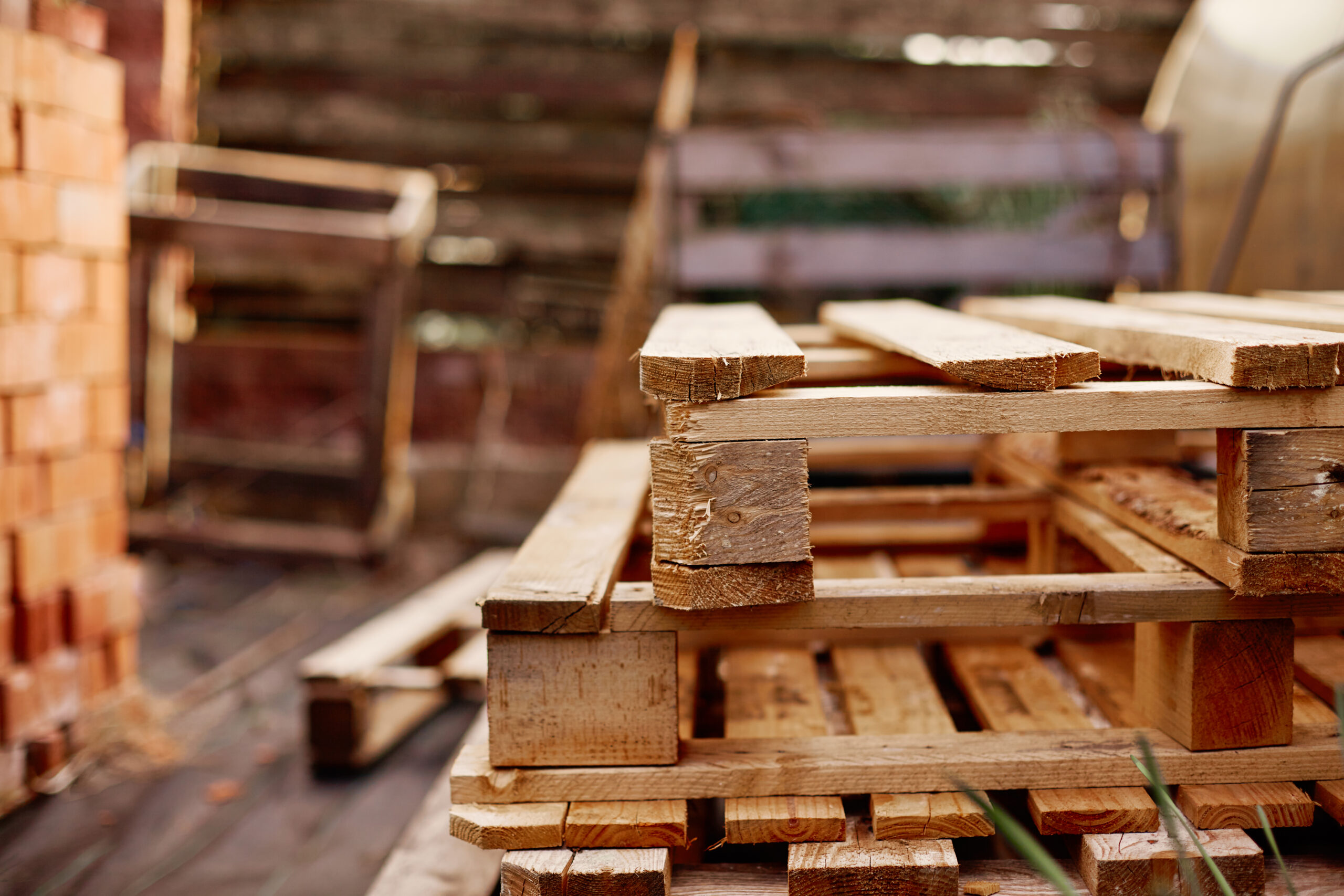 6 idées créatives pour recycler vos palettes de bois au jardin